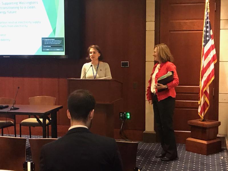 .<a href="/PSPartnership/">Puget Sound Partnership</a> Director Blackmore introduced <a href="/RepKimSchrier/">Rep. Kim Schrier, M.D.</a>, who announced she will co-sponsor the Puget #SaveOurSound Act for better #PugetSound health!

For more on what we're talking about in DC: bit.ly/2YyZxYu