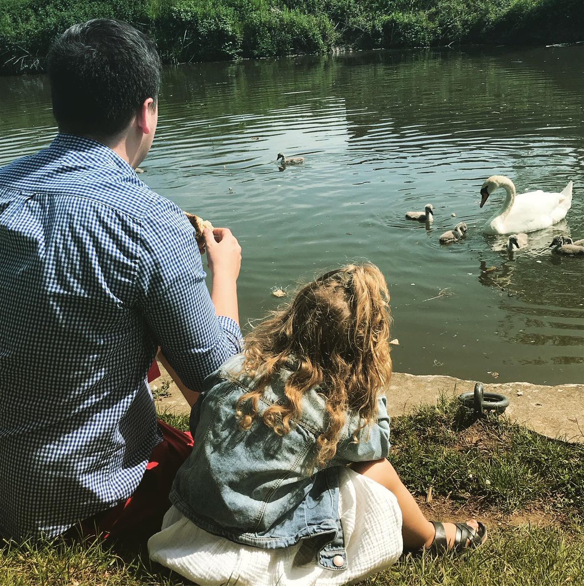 jade_coppin's tweet photo. Look how adorable these photos are. I love you ❤️ https://t.co/2eu02oA5Qy