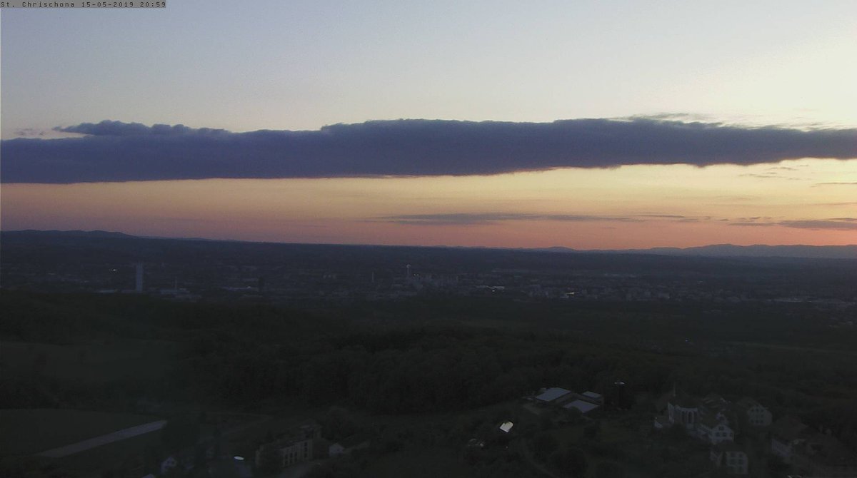 RheinTemp's tweet image. Dasch's wieder gsi...
#scheene Obe 🌇
Klarer Himmel bi 10,75°C
Dr Rhy het 11,3 °C