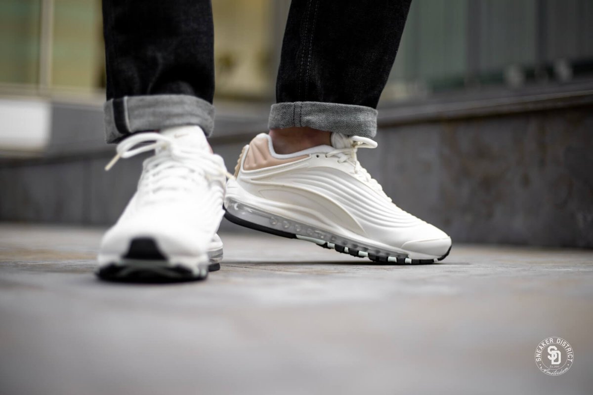 air max deluxe se sail