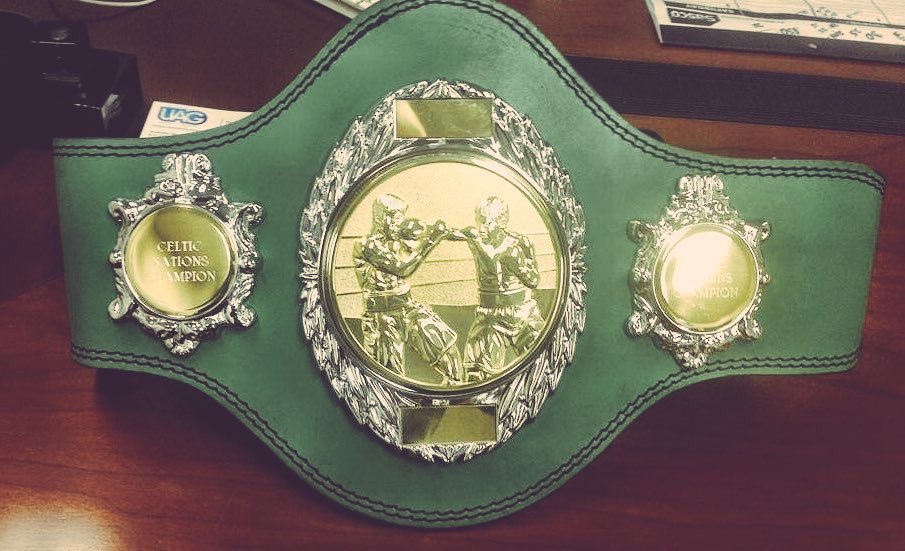 KiwiGething's tweet photo. @CelticTitle beautiful looking title 😍 love to box for one of these on an @MTKGlobal show! 👀 https://t.co/P4omonwtVU