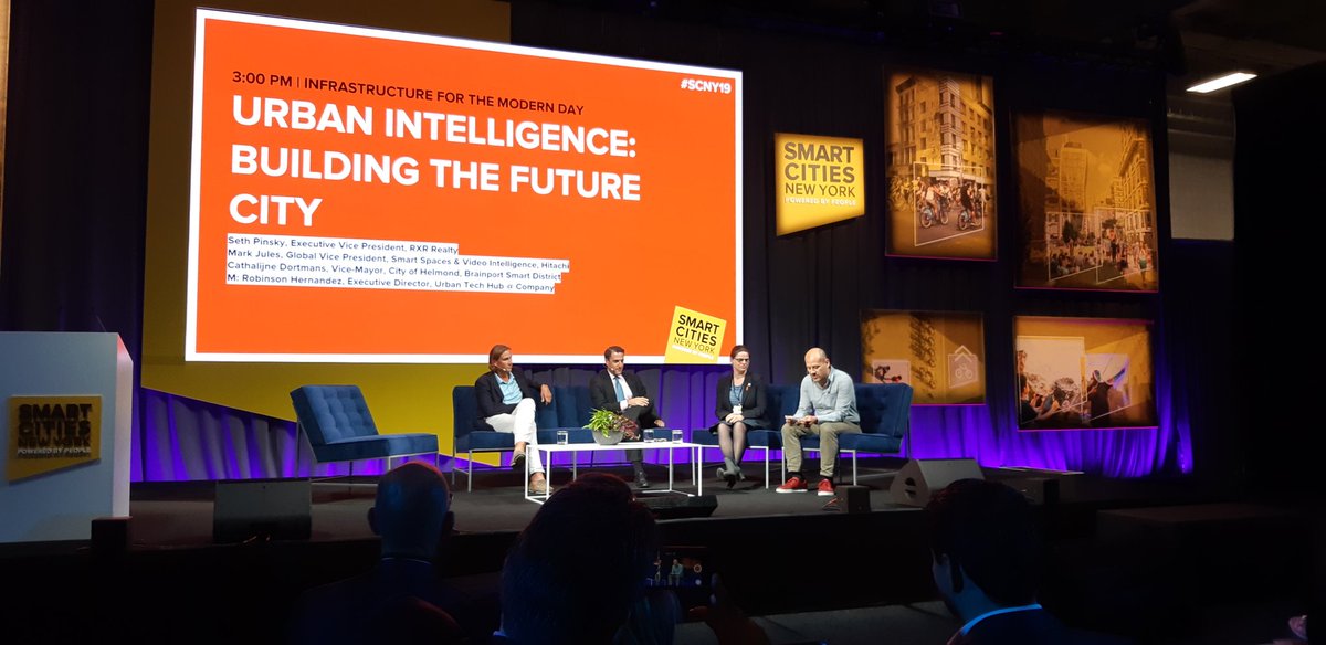 BSD smartest district of the world. @cdortmans <a href="/IreneBruines/">Irene Bruines</a> @PortheineVVD <a href="/SmartDistrict/">BrainportSmartDistr.</a>