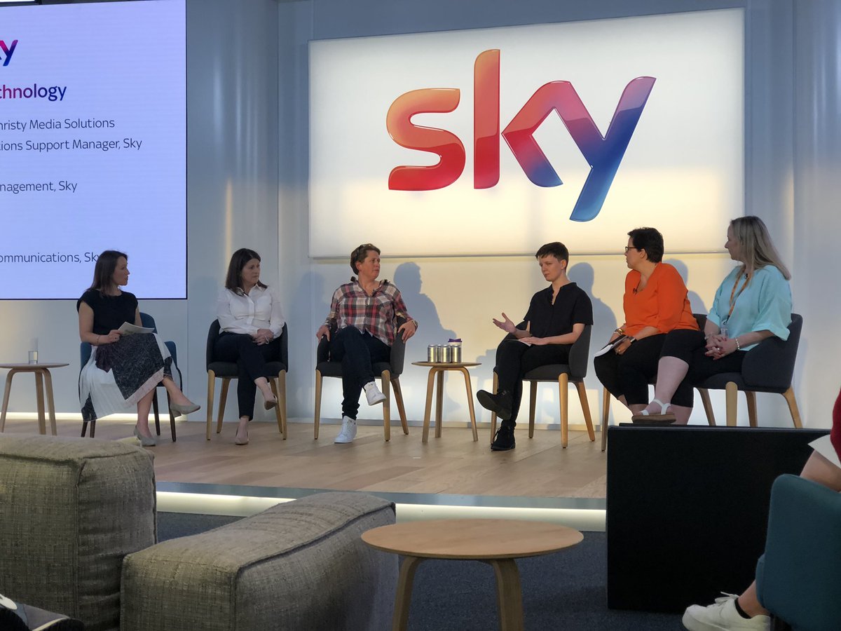 packetbroadcast's tweet image. Great to catch up with @CarysHughes tonight who is speaking at the @Rise_WIB event @SkyUK about how they are spreading the word of what broadcast engineers do. Turns out people can’t apply for jobs they don’t know exist! #RiseMeetUp