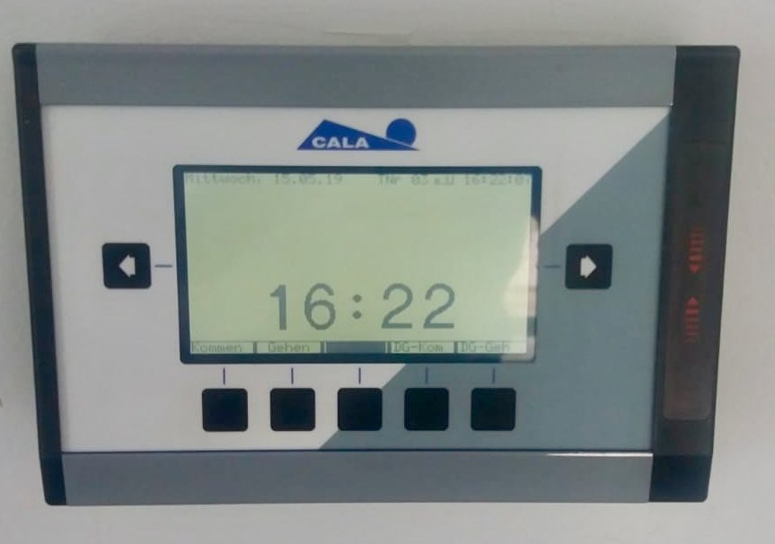 In der Bundesverwaltung kennt sie wohl fast jeder - das Gerät, vor dem vielerorts die Arbeitgeber durch das Urteil des EuGH nun so große Angst haben - die Stechuhr.

dbb.de/teaserdetail/a…