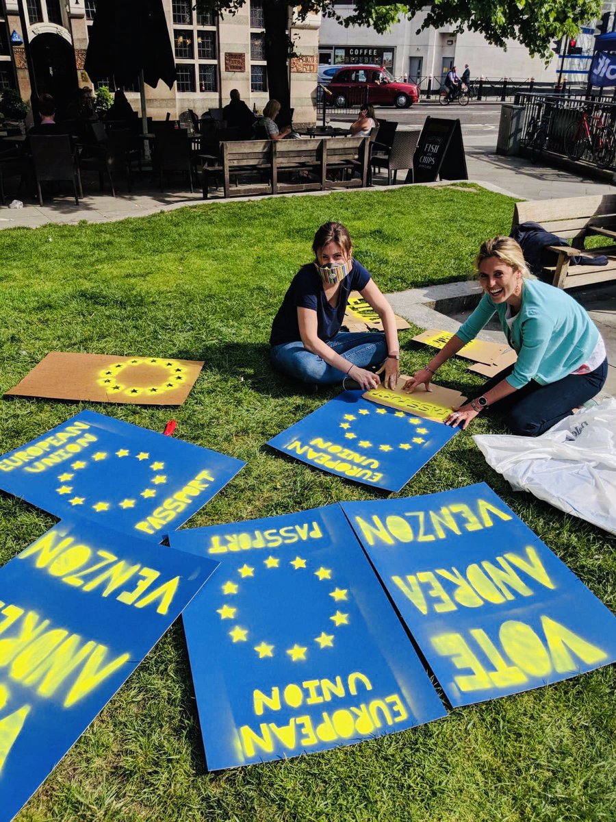 sofia_gentiloni's tweet photo. Sandwiches are coming 🤩 because breakfast means breakfast!#VoteVenzon #BleEUpassport #votevolt #voltuk #volteuropa #voltitalia https://t.co/7uVp5kTdxU