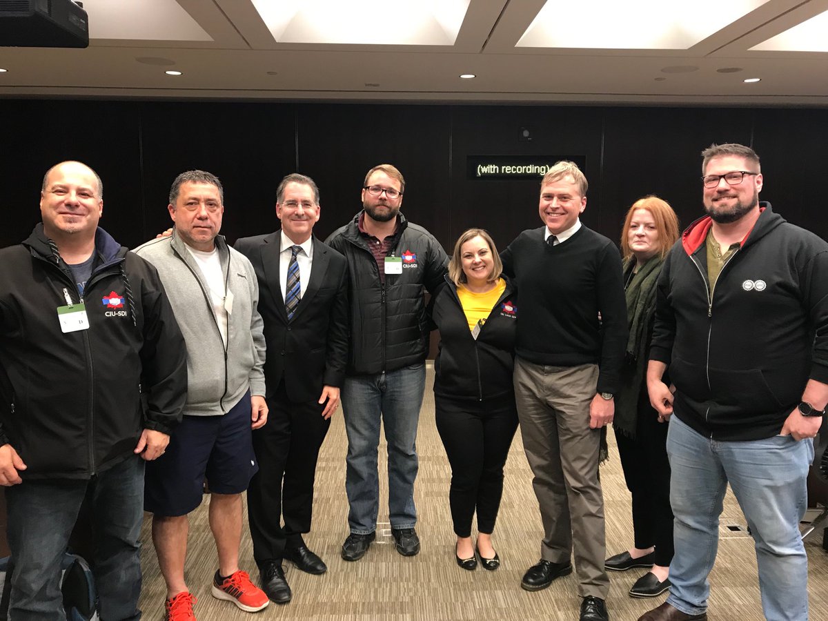 Thanks ⁦<a href="/ciu_sdi/">CIU-SDI</a>⁩ for what you do everyday!  As part of ⁦⁦<a href="/psacnat/">PSAC-AFPC</a>⁩ and 170,000 workers that keep #Canada working, your patience dealing with #phoenix is legendary!   Hard to believe #IBM keeps getting rewarded by the govt, this outsourcing has cost all Canadians.