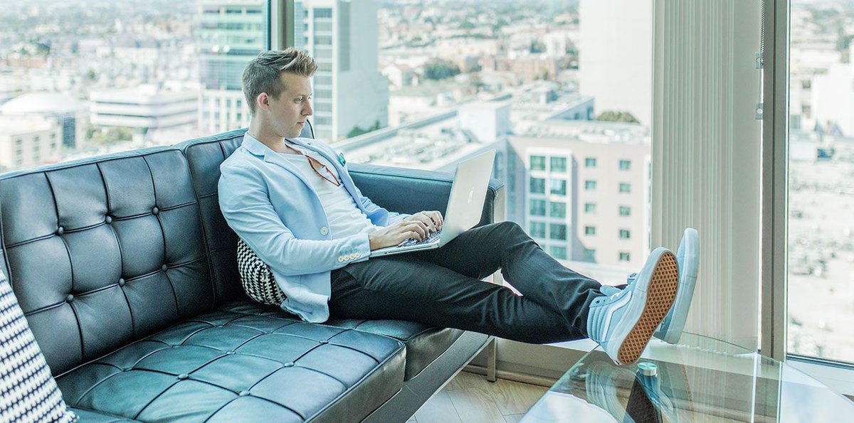 paydirtapp's tweet photo. Full-time #freelancer? Here’s why operating as a sole proprietor may not be a good idea: https://t.co/JjnrfPUrFm https://t.co/R4UgCwFXW0