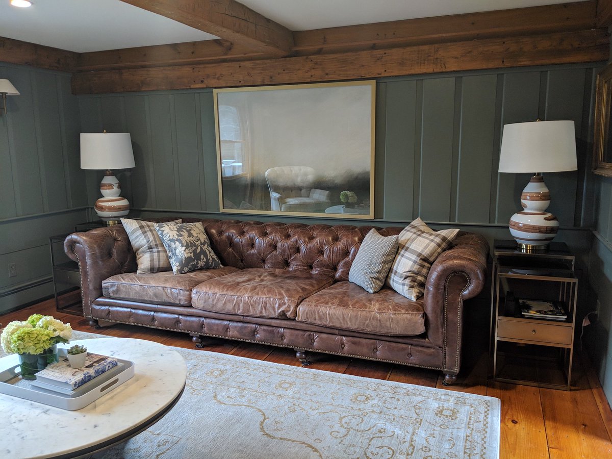 Want to wear textured accents, put together impressive, budget-friendly outfits or look comfy-yet-polished? <a href="/elementstyle/">Erin Gates</a> shows you how! Erin Gates just published her second book. The first was a bestseller. Just FYI. elementsofstyleblog.com