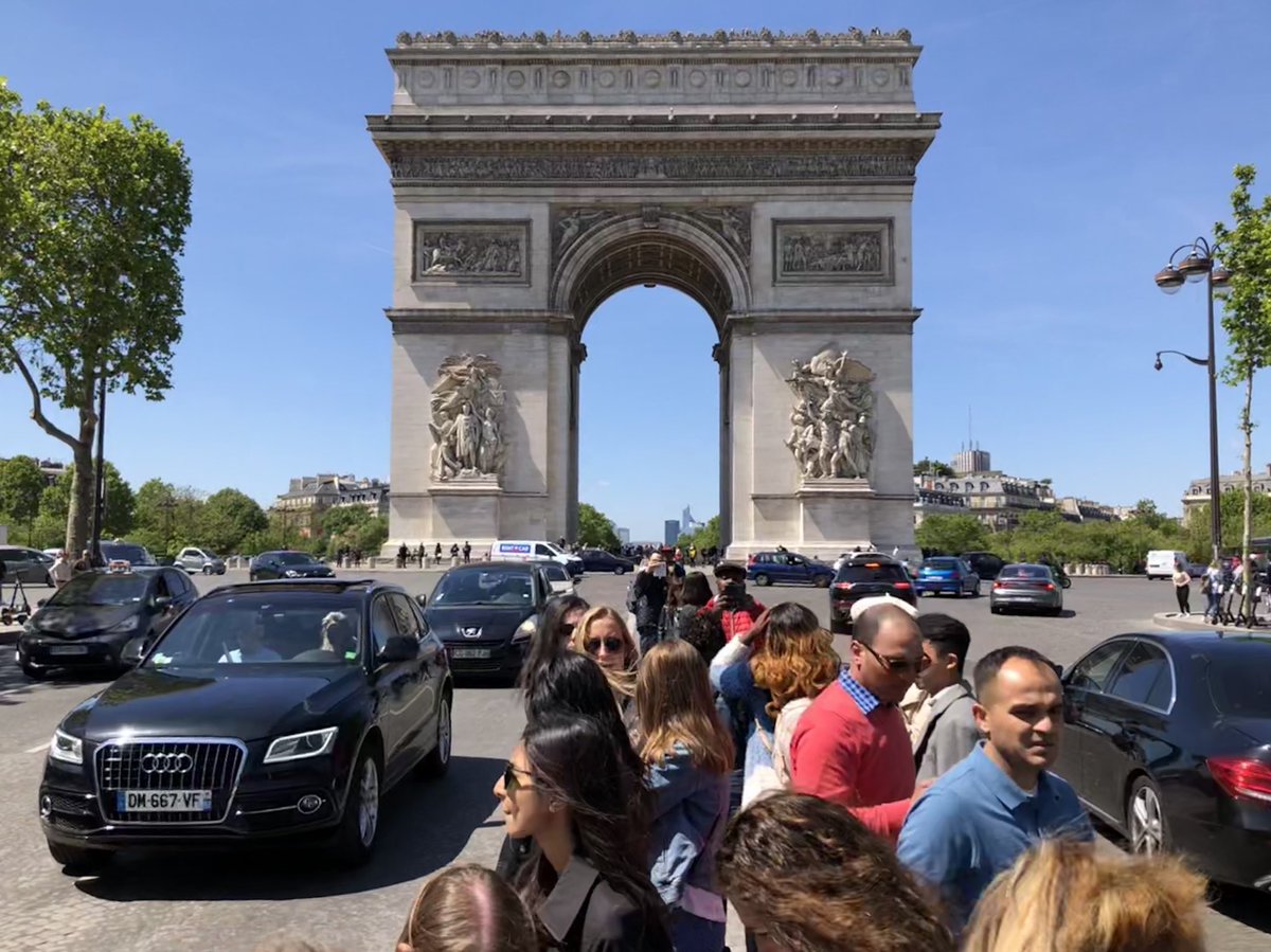 This will blow your mind — have you wondered how  #Paris, with smart, creative leaders like  @Anne_Hidalgo &  @C_Najdovski, could still have so many key roads that feel like “car sewers?” Because DESIGN of those key roads are controlled by the Police! And ALL roads were until 2018!