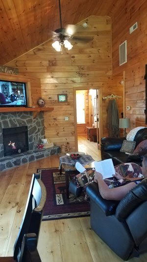 KozyCabin's tweet photo. Its time to plan a family #Summer vacation!
Reserve @KozyCabin a real #LogCabin in the mountains of #MurphyNC
Book a trip to Kozy Cabin Retreat: https://t.co/XMr27Yge4S
#SummerVacation at Kozy Cabin only $600/week https://t.co/KFKyWUib5t