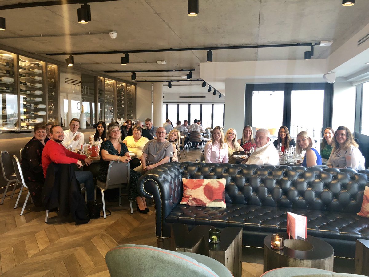 Huge thank you to <a href="/VirginVoyages/">Virgin Voyages ⚓️</a> @ShaneRileyVV @GemmaSmithVV and team and our wonderful @TheTNG members for this evenings dinner in Southampton - talking all things Virgin Voyages and @the_cruise_club  🛳⚓️🎉