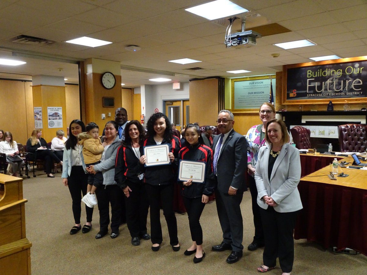 SyracuseSchools's tweet image. Congratulations to @PSLAatFowler Cosmetology student Poe Mu Dah, who recently won first place in Nail Care at the Skills USA competition. She&apos;ll be competing nationally in Kentucky in June! #SCSDCareerReady #SCSDPride