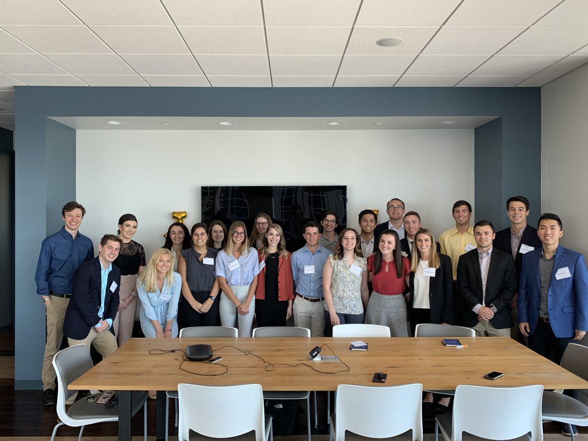 JL_Careers's tweet photo. As we wrap up in the Raleigh, NC office, our ELITE participants are preparing to visit the other Johnson Lambert offices for interviews! Learn more about our student opportunities: https://t.co/IJwKtDpv2l #JLELITE #JLCareers https://t.co/lv2sZmmcx7