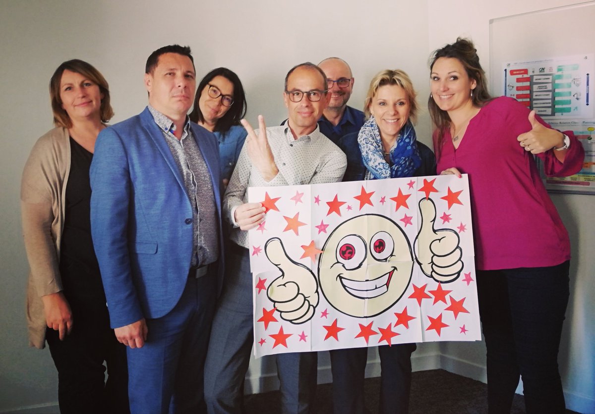 AliceK203's tweet photo. Fière de vous les hyènes, vous avez assurés !
On a fait briller Mr Winner 😉
Lancement de l'action Œil de la tigresse par le pool managers !
#bvs #CréditAgricole #oeildelatigresse
@BertrandClaris1 @YDodille @vieillardestel1 @EmmaPenet @jccliozier @patrickducrot https://t.co/clS2OtR96A