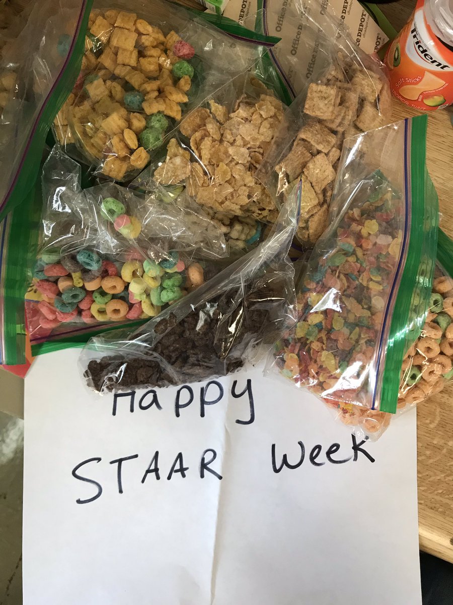 Thanks <a href="/212lisaann/">Lisa Islas Walls</a> for my staar snacks! This made my day!