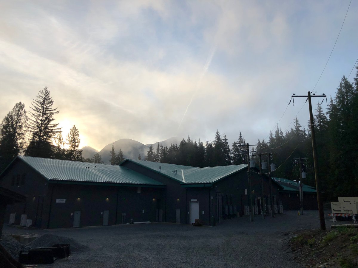 It's easy to come to work when #missionbc is your office.
#cannabis #miraclevalley