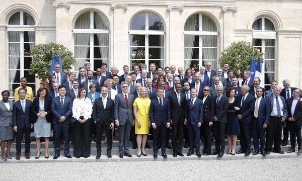 GroupeTF1's tweet image. Le Groupe @TF1, un groupe média engagé dans la transformation numérique

▶️ @gillespelisson à #TechForGood ce jour #TechForDiversity

▶️ dès demain les équipes du Groupe présentes à @VivaTech sur le #MediaLabTF1 x @My_Little_Paris entourées d’une nouvelle promo de startup