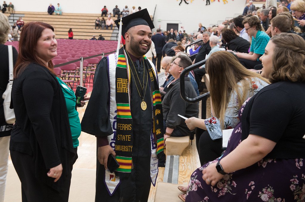 FerrisState's tweet photo. We've added more photos from the May 10-11 Big Rapids campus commencement ceremonies. #FERR1S #FerrisGrad2019 #DawgsOut19 #BulldogForLife
Click this link: https://t.co/2yPXw5j4Cl https://t.co/eyBzhSawRH