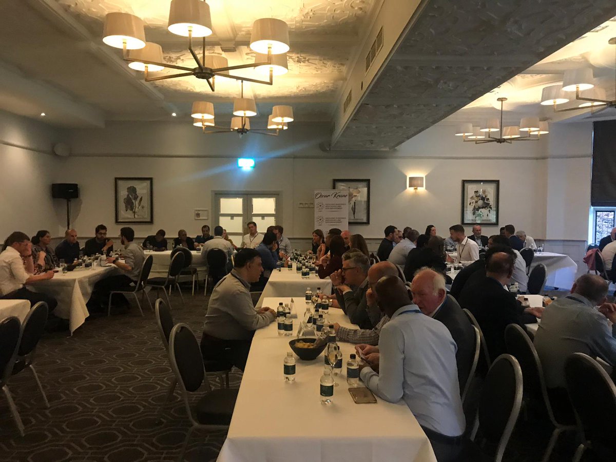 ExcellenceBIDM's tweet photo. Excellence in Business Intelligence and Data Management, our delegates networking with sponsors. @ExcellenceBIDM https://t.co/JaEQKME02N