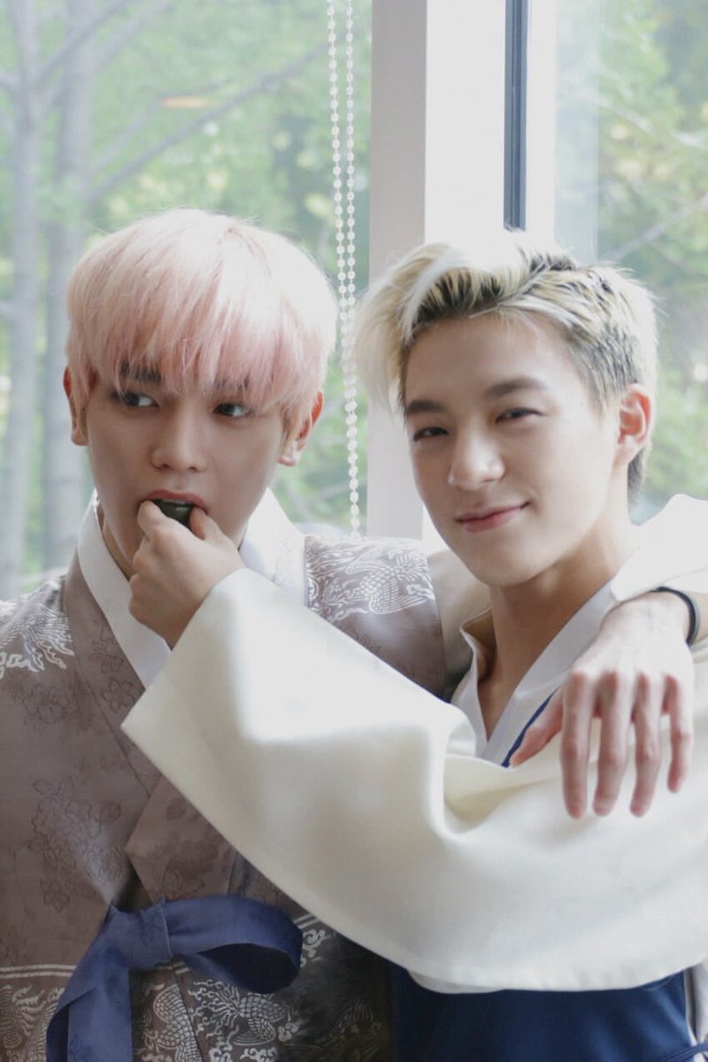 penpaka031046_'s tweet photo. 28.#notae #noyong ไม่รู้แท็ก ไม่มีฟิคให้อ่าน😭😭😭คู่นี้ชิปเพราะอยู่ๆก็นึกอ���ากชิปเพราะเเทยงกับเจโน่เหมือนแมวเลยอยากรู้ว่าแมว2��ัวนี้ถ้าอยู่ด้วยกันจะเป็นไง https://t.co/h18oyinuVT