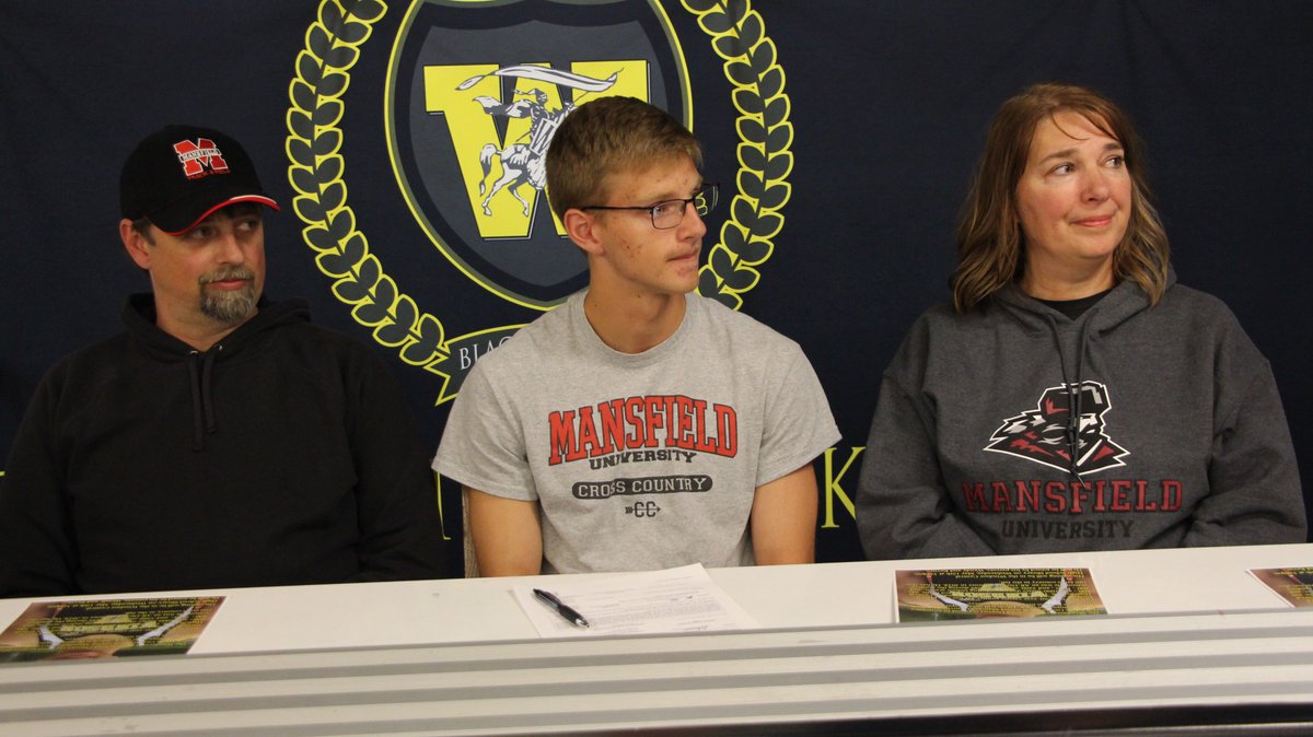 <a href="/athletics_wcsd/">Windsor Athletics</a> <a href="/Windsor2k19/">WCHS Alumni 2019</a> Jakob Getchell signs to run track at @mansfieldU. See more <a href="/showcasesporttv/">showcasesportstv</a> : showcasesportstv.com/windsorcsd/201…