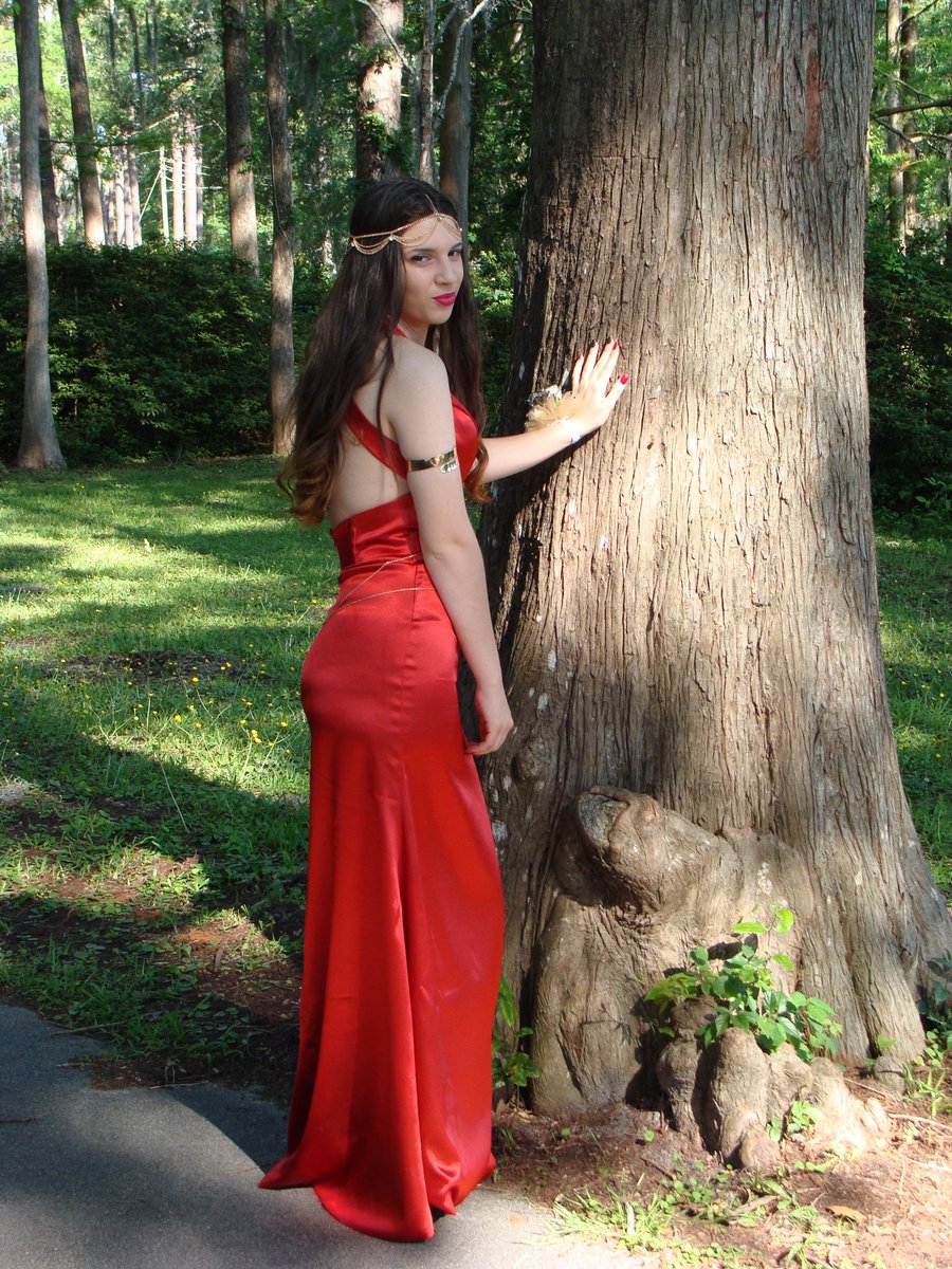 _xofa's tweet photo. I was mad cute 😪 #Prom2k16 https://t.co/Xa6dkR9TcB