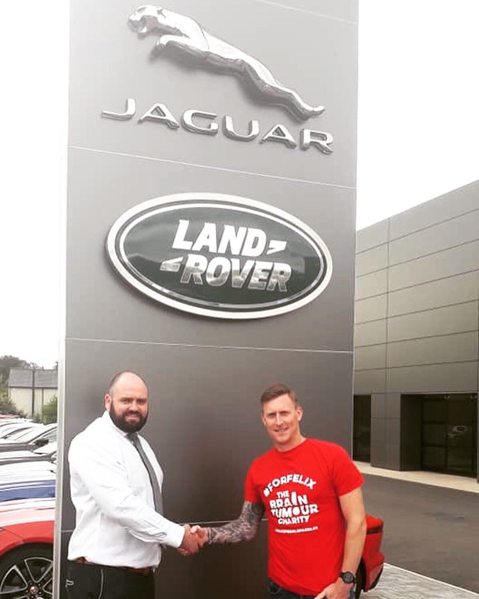 PaulSwainson's tweet photo. My brother with Shaun from Kentdale Jaguar Landrover who have kindly offered us a van to use as a support vehicle for #PeaksPedalsPaddles
Thankyou @JaguarUK @LandRover_UK
@BrainTumourOrg #ForFelix https://t.co/F8co7wEwf5