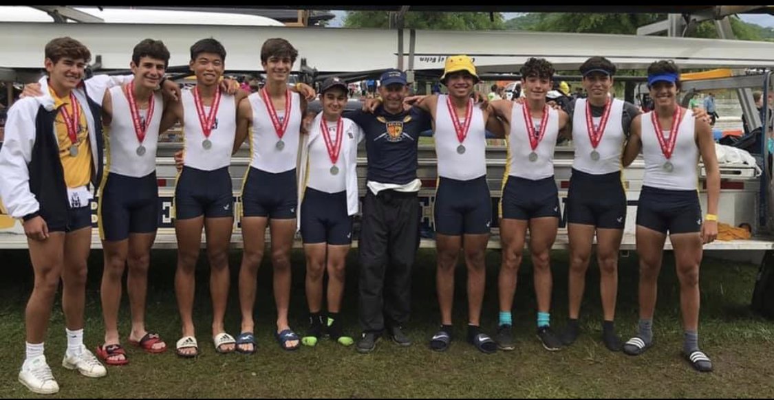 RowBelen's tweet image. This weekend marked the beginning of the Belen Crew's Varsity &amp;amp; Freshmen squads most intense, month-long series of regattas. Under dark and rainy skies at Melton Hill Lake in Oak Ridge, TN, #BelenCrew competed in the USRowing Southeast Youth Championships. The team had 8 entries,