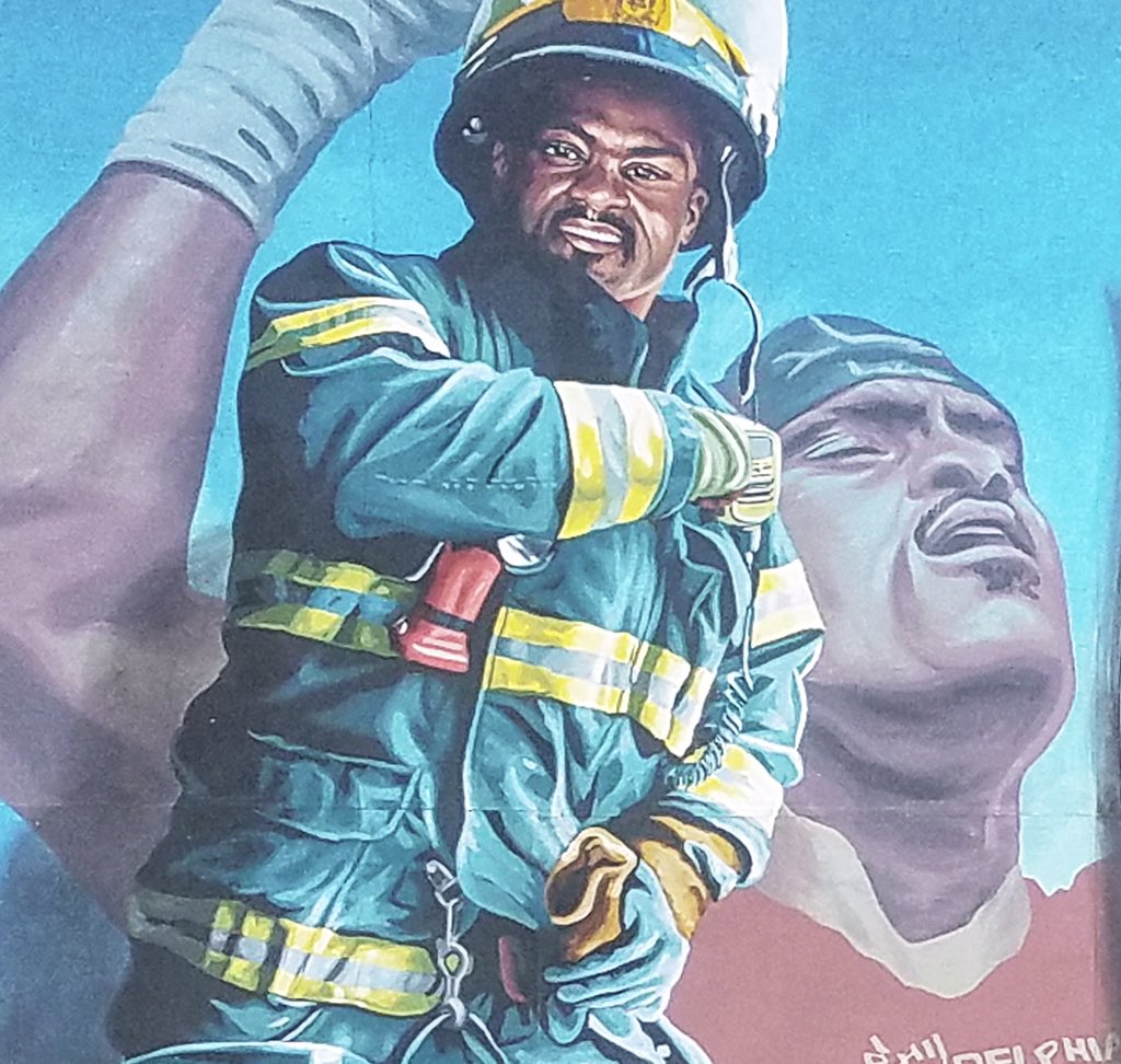 PhillyFireDept's tweet photo. A mural was dedicated today to memorialize firefighter Gabriel Lee, a 17 year veteran of PFD who died in 2016. The mural was dedicated at the firehouse where Lee worked, Engine 50 Ladder 12 on Cambria Street in North Philadelphia. We thank the Mural Arts Program for their work https://t.co/tic1IqsuFQ