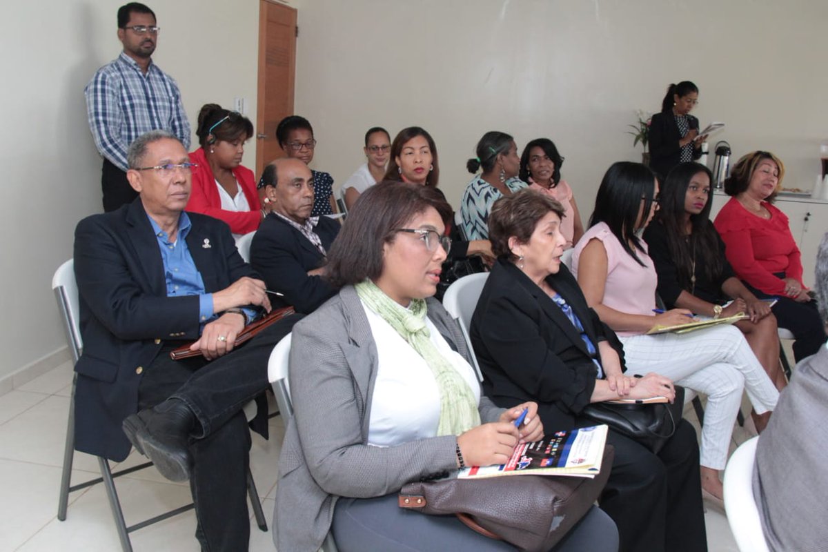 UniversidadUASD's tweet photo. El Dr. Jorge Asjana, Dir. Gral. de Cooperación y Relaciones Nacionales e Internacionales, presenta informe sobre su participación en la XIII Reunión del Sistema de Internacionalización de la Educación Superior de Centroamérica y República Dominicana (#SIESCA-#CSUCA). https://t.co/5tO4OE4tUC