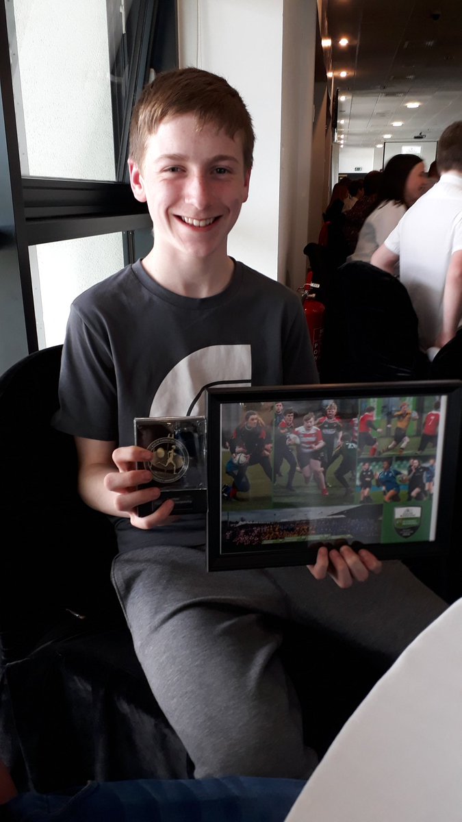 SmithySoR's tweet photo. Great night @GlasgowWarriors and @SPEnergyNetwork Community Awards. Well done to @Smithycroft282 player of the year Callum. #community #warriors https://t.co/B4gaXnGBfv