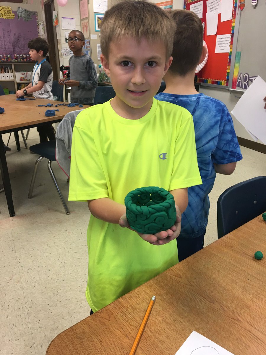 MrsPArtStudio's tweet photo. Third grade artists practice clay coil pot building skills! I’m so impressed by their creativity! 🎨😍 https://t.co/MOAZN7mABo
