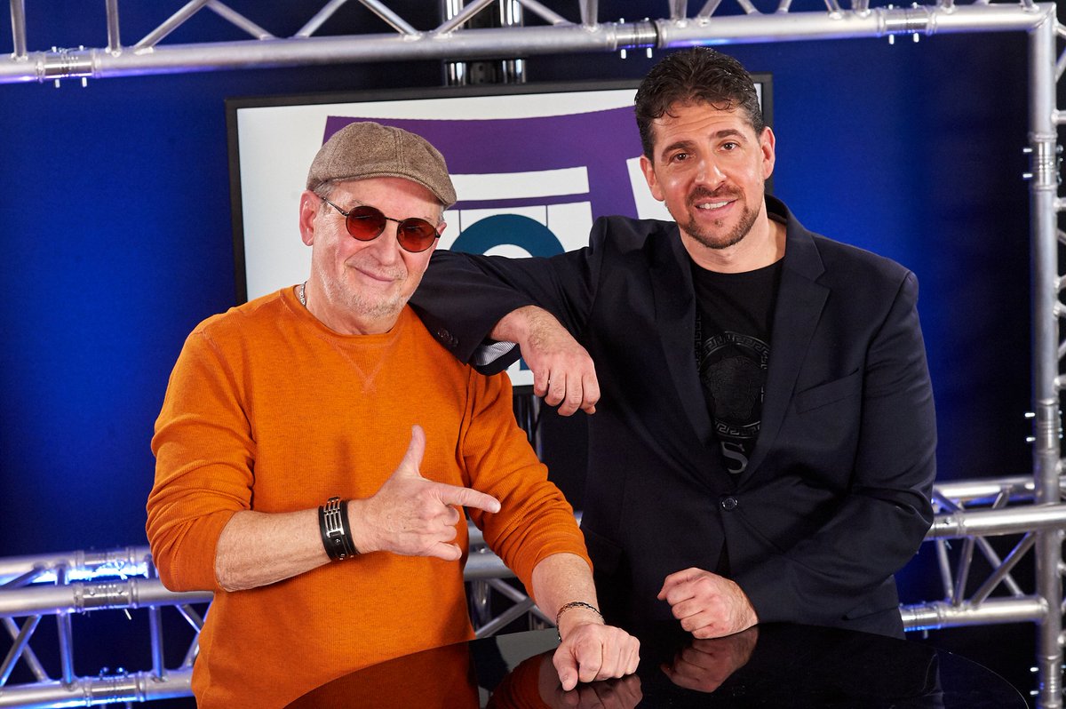EastlinkAaron's tweet photo. Hey Eastlink viewers! We have a brand new show tonight called Tap-Out Talk. Alex Brooks and Johnny "The Rocker" Emms cover the local fight scene in Timmins and talk about all things MMA and ultimate fighting. Check it out TONIGHT at 7:30 on Channel 610. https://t.co/zyrrWB86RM
