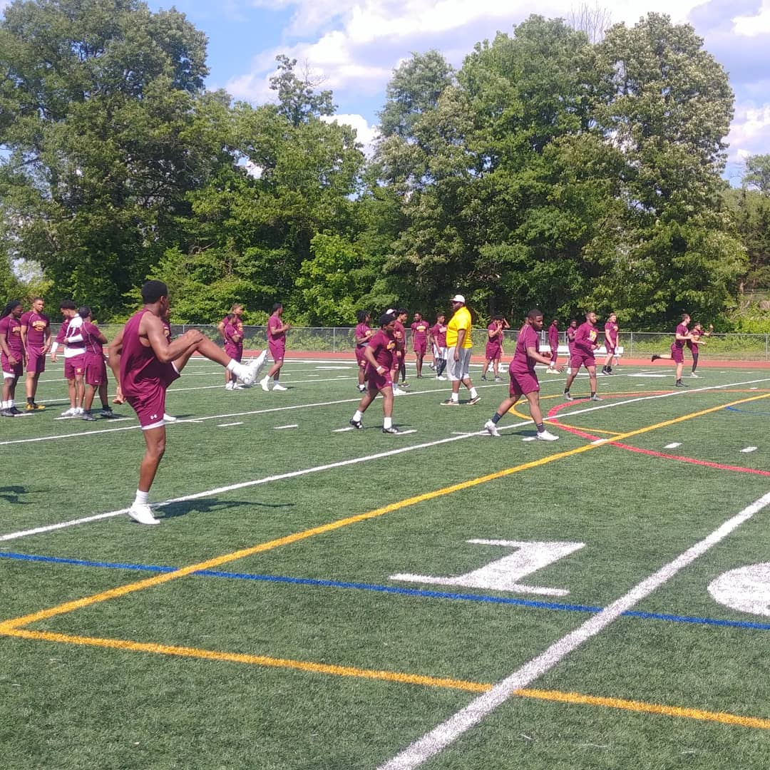 DMCoachbrown6's tweet photo. Good day today fellas...
#BMACTOUGH https://t.co/P2biM6jjHn