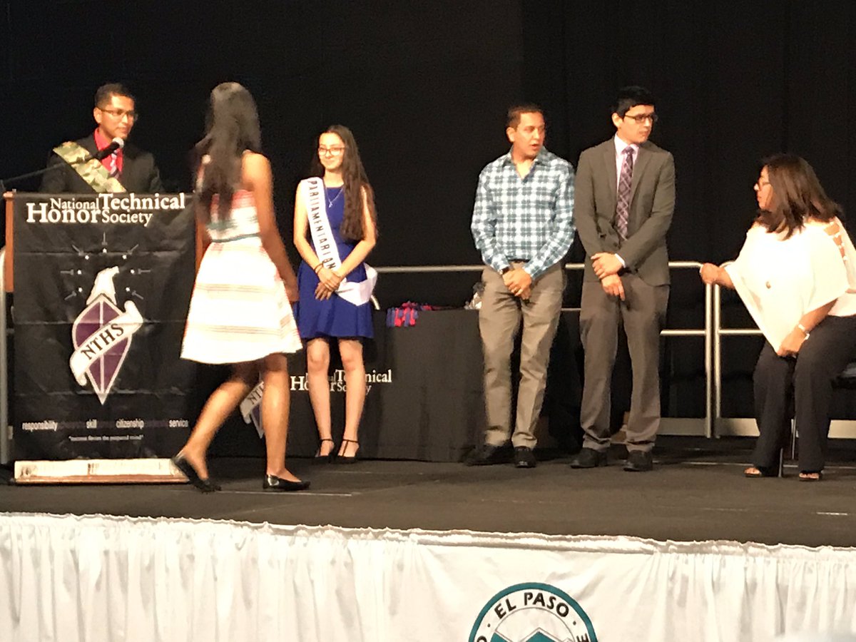 missionechs's tweet photo. What a night, we acknowledged our current BPA/NTHS Officers, over 60 competitors, corded our BPA/NTHS members, and welcomed new officers. Thank you MECHS BPA &amp; NTHS for building our students as leaders #PhoenixFamily #FirstandBest @mechsnths @BPAMECHS https://t.co/9dCDBr9gZu