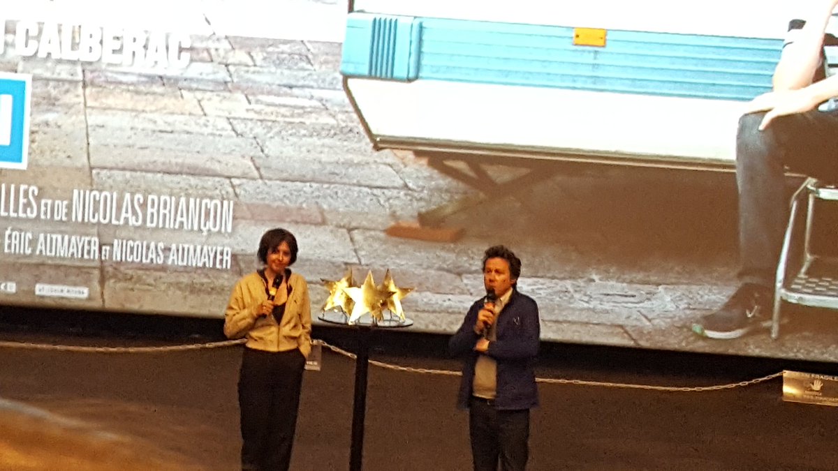 PassionsByCath's tweet photo. Venise n'est pas en Italie
En avant 1ere au Kinepolis Lomme
Comédie très sympathique sur les relations parents-enfants, la différence des classes dans la société et belle leçon de vie émouvante
#kinepolislomme #veniselefilm #benoitpoelvoorde 
#bonneton
#calberac #heliethonnat https://t.co/BK5UKsSJjy