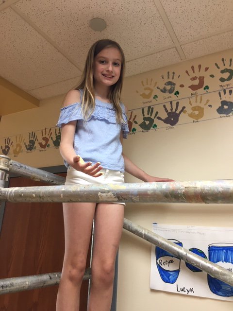 CloverRidgeElem's tweet photo. The tradition continues! #Handprints #LeaveUrMark #TeamCRE https://t.co/Y1JRbFdSW5