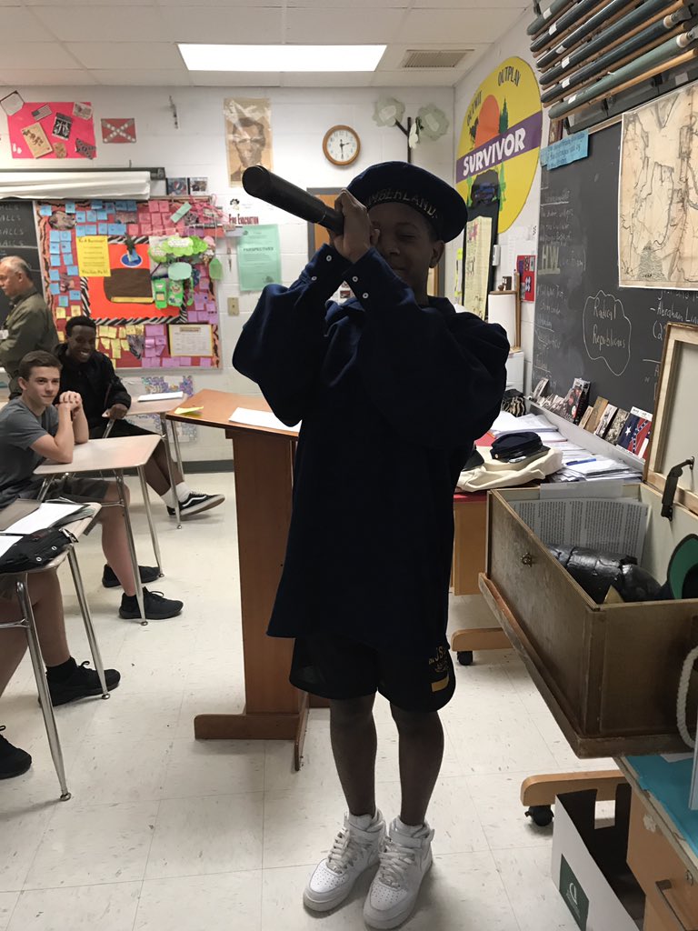 MarkLan06267002's tweet photo. The Union Navy is taking over the classroom!! HOMS 7th grade History students  experiencing a hands on Civil War lesson about the naval battles of Hampton Roads! #Nextgenmustangs #CivilWarRocks https://t.co/aoCLsS11Tn