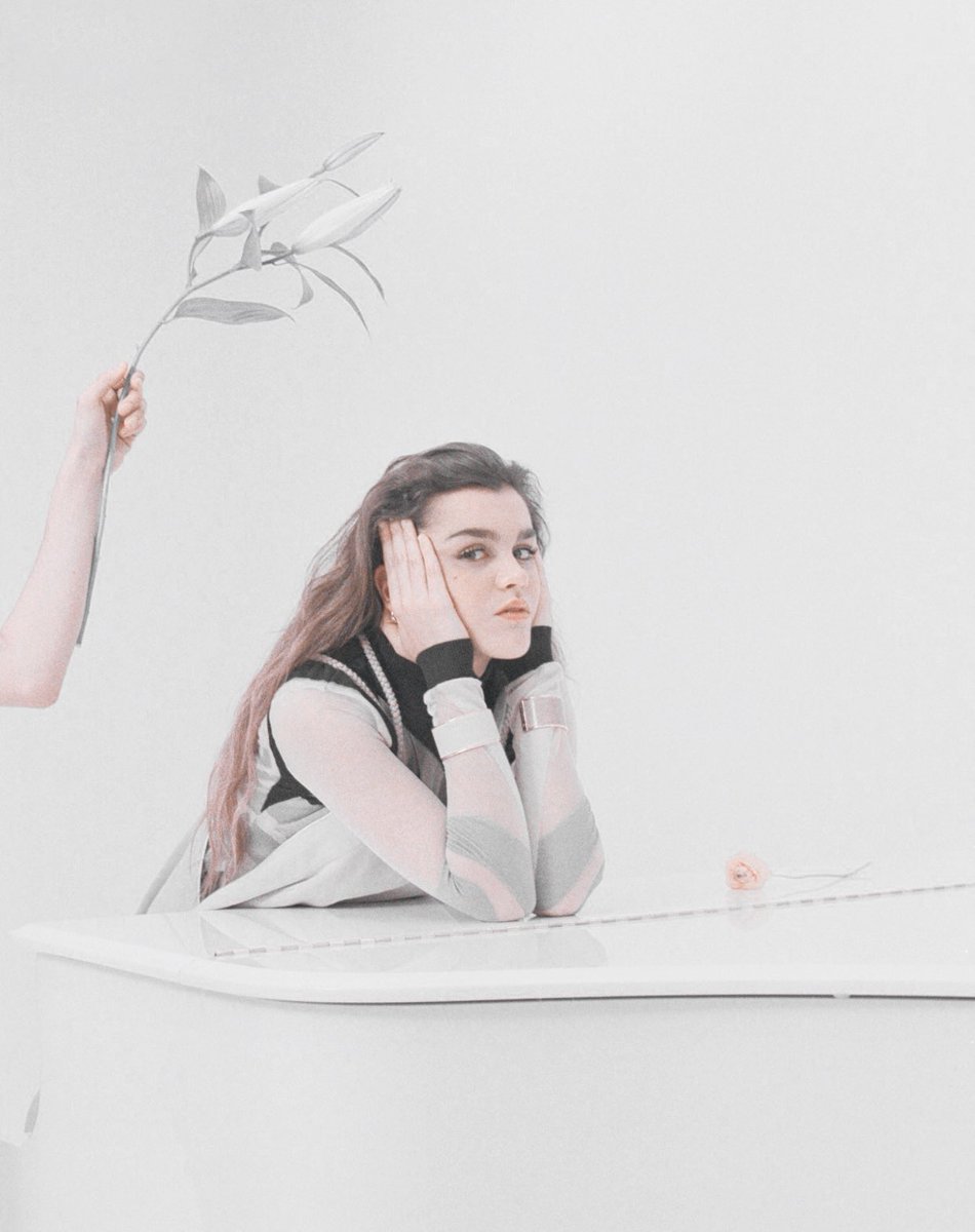 ·    ·　  ✧     * 
 ˚  　　　　 *  　 ✧ ·
  　　* 
　　　　  ·   ⊹  .   ✫   　　
* 　　   .  　　
.  　　　　  · ✵ .