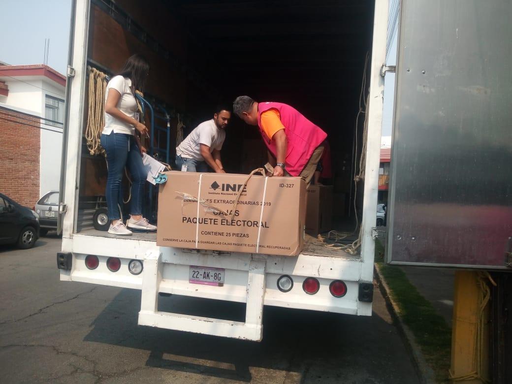 INE_PUEBLA's tweet photo. A partir de este día arriba a Puebla documentación y paquetes electorales que se utilizarán el #2DeJunio en la #ElecciónPuebla2019 #ÁbreleLaPuertaAlCAE #12Distrito #Puebla https://t.co/IZmpeyvimY