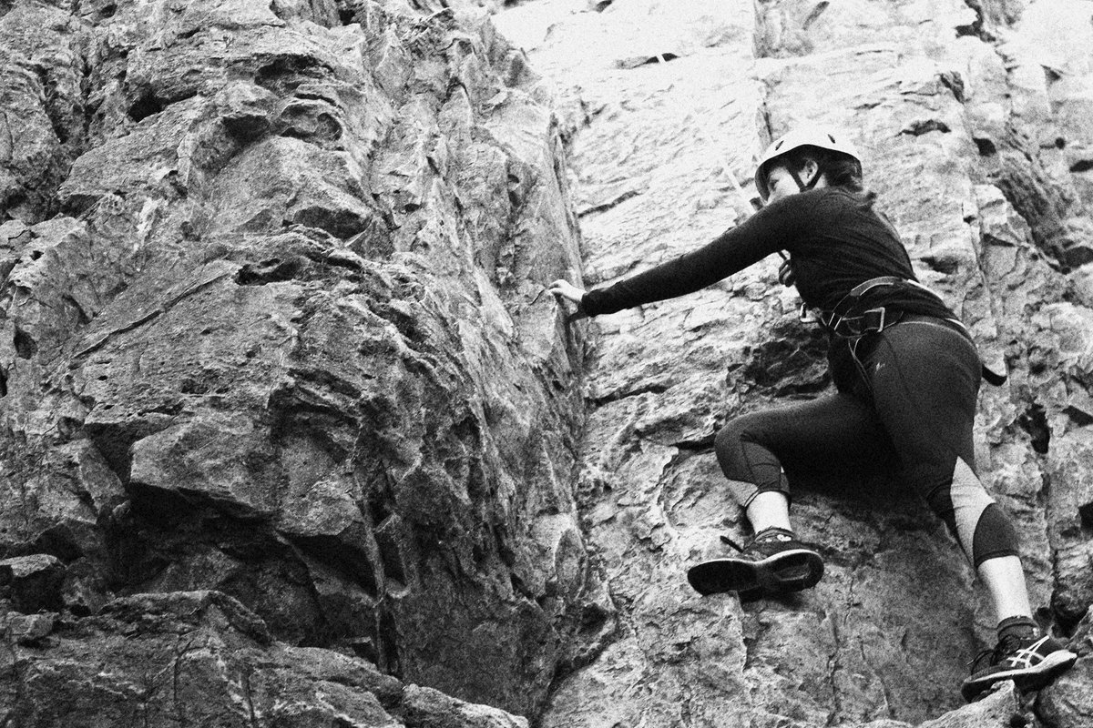 vidaxtreme's tweet photo. Vida Xtreme's team tried some new activities for you !!!
Climbing in Symonds Yat in the Wye Valley, Abseiling from a disused railway bridge and Gorge Walking near Abergavenny in the Brecon Beacons.
#vidaxtreme #climbing #abseiling #gorgewalking #breconbeacons #forestofdean #Bath https://t.co/rCjvLZqYLD