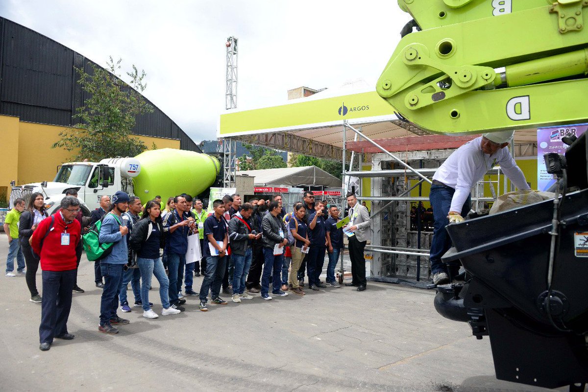 Cementos_Argos's tweet image. Gracias a todos los que nos acompañaron hoy en el segundo día de #ExpoconstrucciónConArgos. ¡Nos vemos mañana para seguir aprendiendo con más especialistas y demostraciones! 👌👏