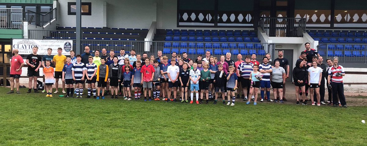 We loved #TartanTouch at <a href="/HoweOfFifeRFC/">Howe of Fife RFC</a> tonight! We made new friends with the 70 players who turned out - looking forward to seeing you all next week! #rugbyforall #AsOne <a href="/Tartan_Touch/">Papa Johns Tartan Touch</a>