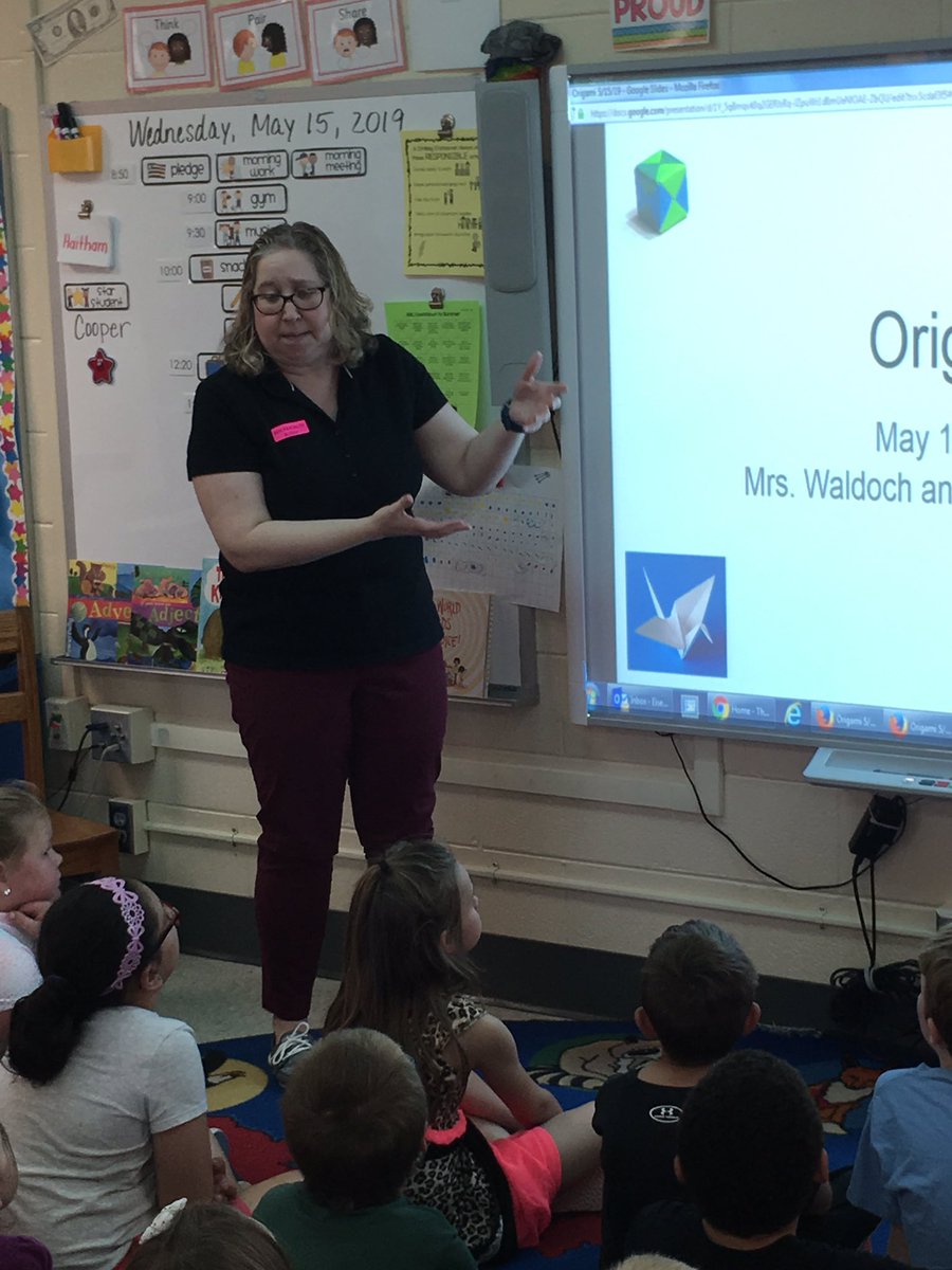 JulieEisenhaue4's tweet image. Origami presentation by Miss Helene from @Mathnasium - thank you! Students loved learning about and creating origami