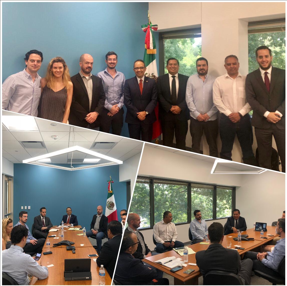 carlos_glezgtez's tweet photo. Happy to receive today at @ConsulMexAtn some of the 10 MX #startups part of the "Innovation Bridge Mexico-Austin" program @TechRanch. ATX is an innovation hub for MX #entrepreneurs. Thank you @kkoym #BuildingBridges 🇺🇸🇲🇽 Meet the startups👉🏽 https://t.co/daT8wlWgm4 https://t.co/EawI9fE5dt