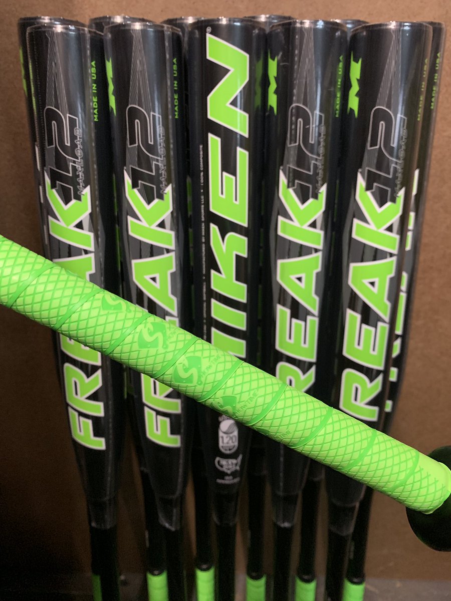 Swingman_Lou's tweet photo. Got alot of these left... freak 12π₯π₯π₯ with custom $240 shipped... dm me if interested... #slowpitch #slowpitchsoftball #usssa #isasoftball #nsasoftball #freedomsoftball #ISPSSlowPitch @StfuSoftball @ISPSO https://t.co/3W4DuadyxQ