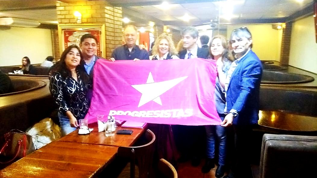 PedroAbarcaPRO's tweet photo. Con nuestr@s candidat@s alcaldes y Concejales Progresistas de #TemucoCollipulliFreireErcillaTraiguen Region de la Araucania. Las regiones deben ser escuchadas y poder decidir !! #UnidadParaElCambio
#CorazonProgresista @macarde27 @LuisJara_C @NillsCid @LosPROgresistas @RaulvChile https://t.co/PbznH8QFjf