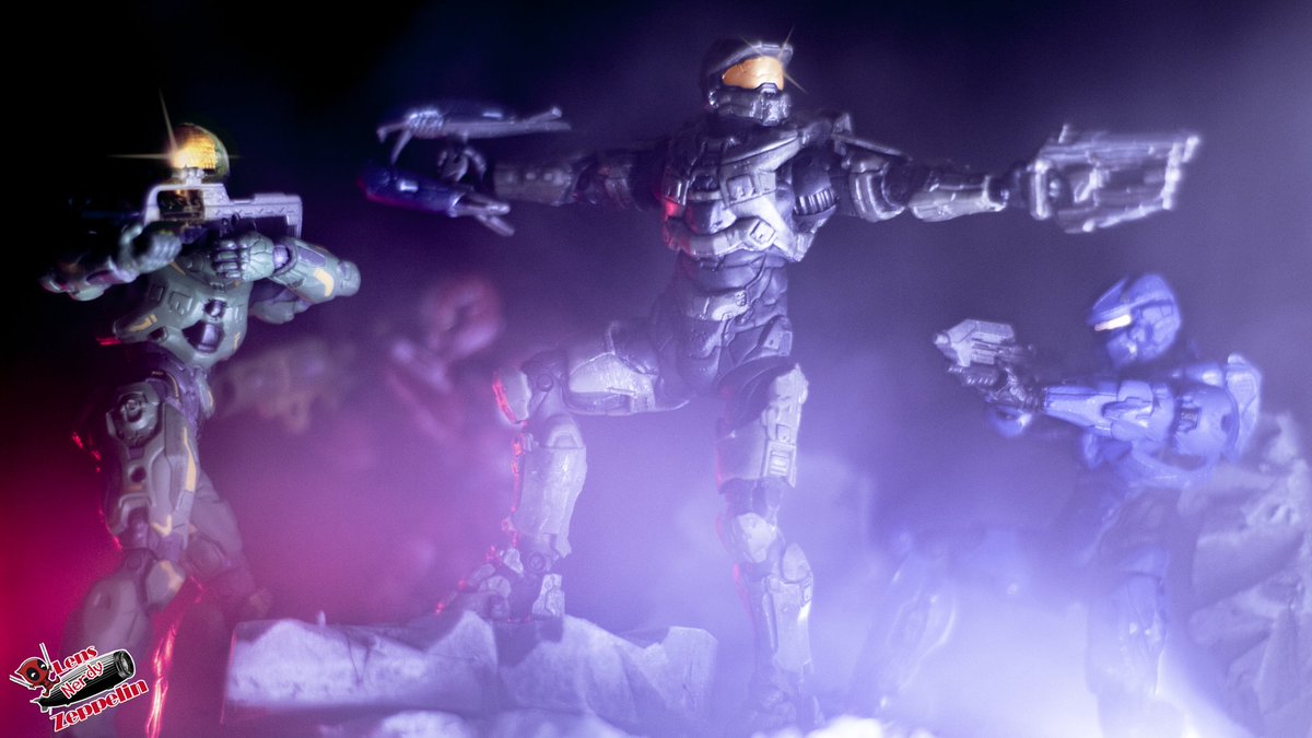 LensNerdy's tweet photo. -"Spartanssss......Assemble"

#halo#halo2#halo3#halo4#halo3odst#halo5#halofigures#halouniverse#spartans #aliens#bungie#photography#toyphotography#actionfigures#actionfigurephotography#spartan#actionfigurepics#toyunion#xbox#masterchief #withtoysinmind #acba
#hiddenfigs #microsoft https://t.co/GYzHedzGvr