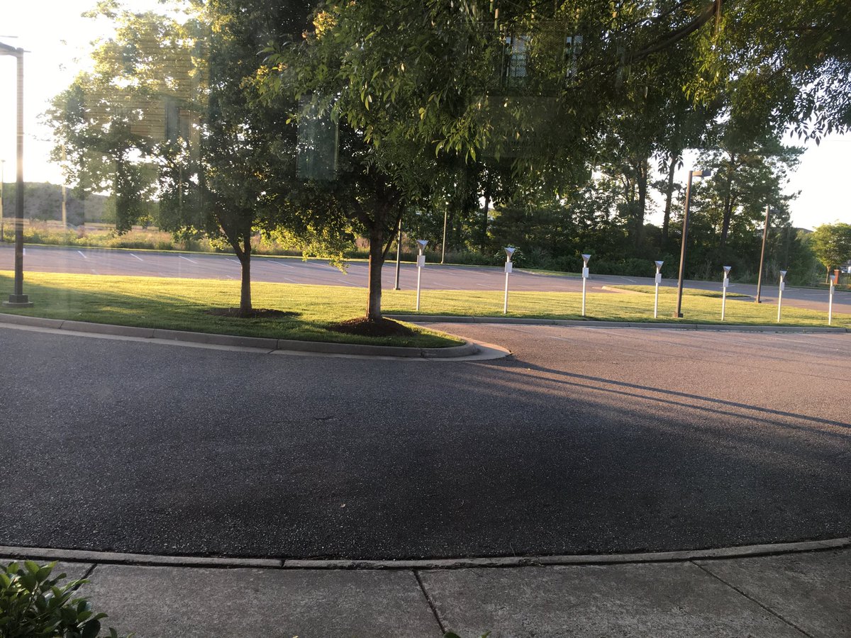 lambdaEranga's tweet image. Beautiful day for machine learning ⁦@vmasc_odu⁩ #spark #bigdata #sparkml
