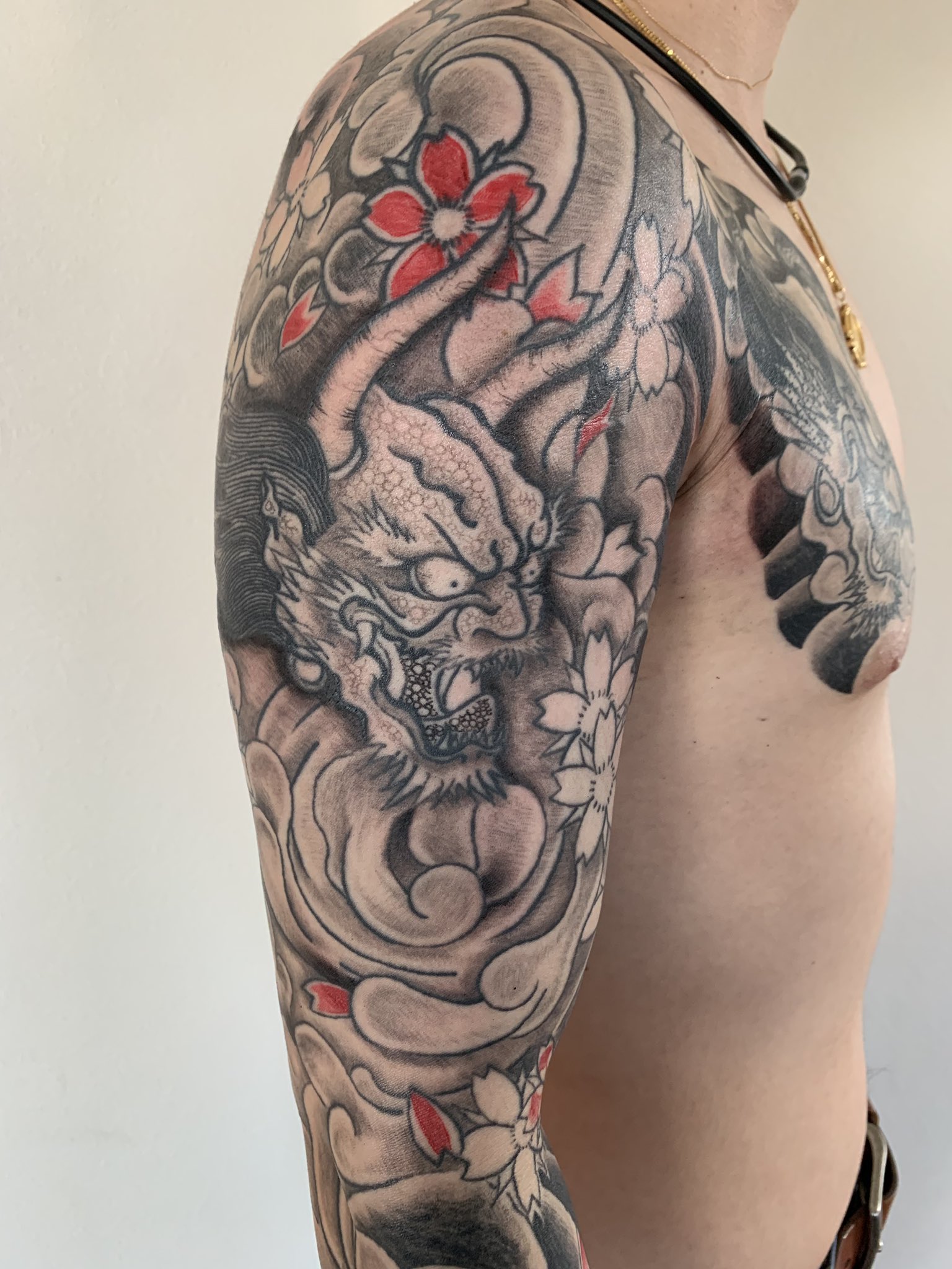 TATTOO[刺青]あり 破天荒なギャルの人生: エクステ付けてみた美容師との出会い